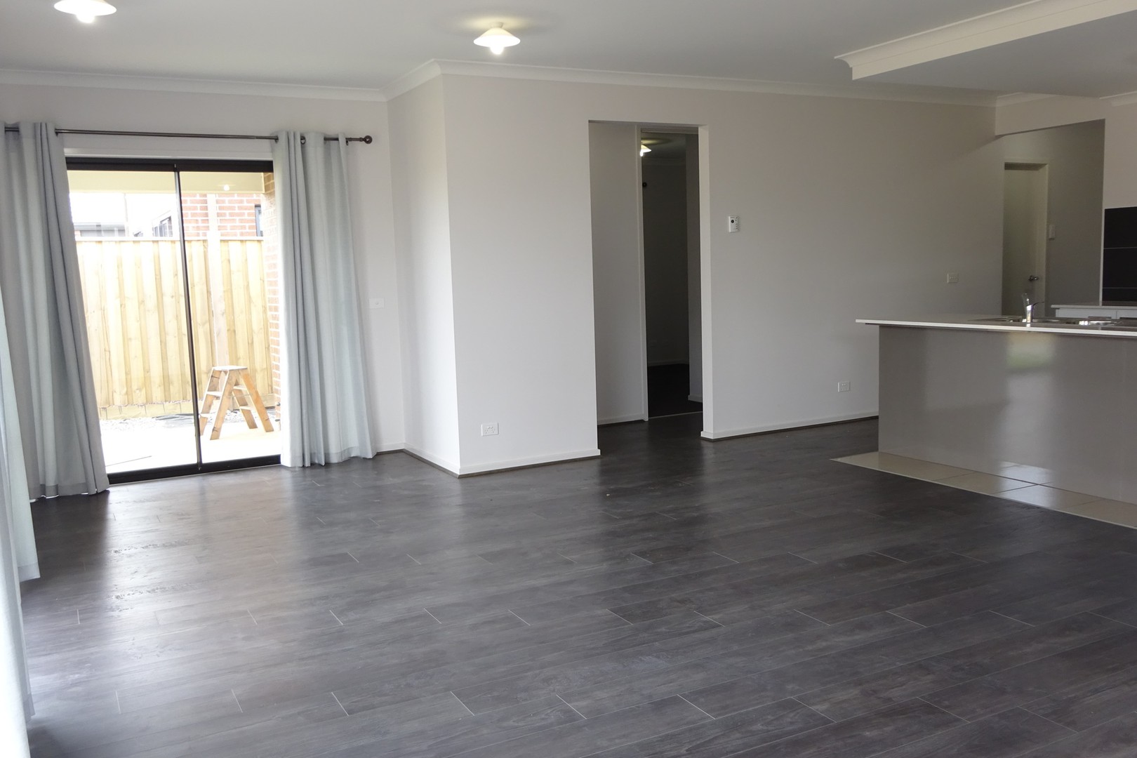8 Gossamer Way, Mickleham, VIC 3064, Mickleham - Thumbnail 3