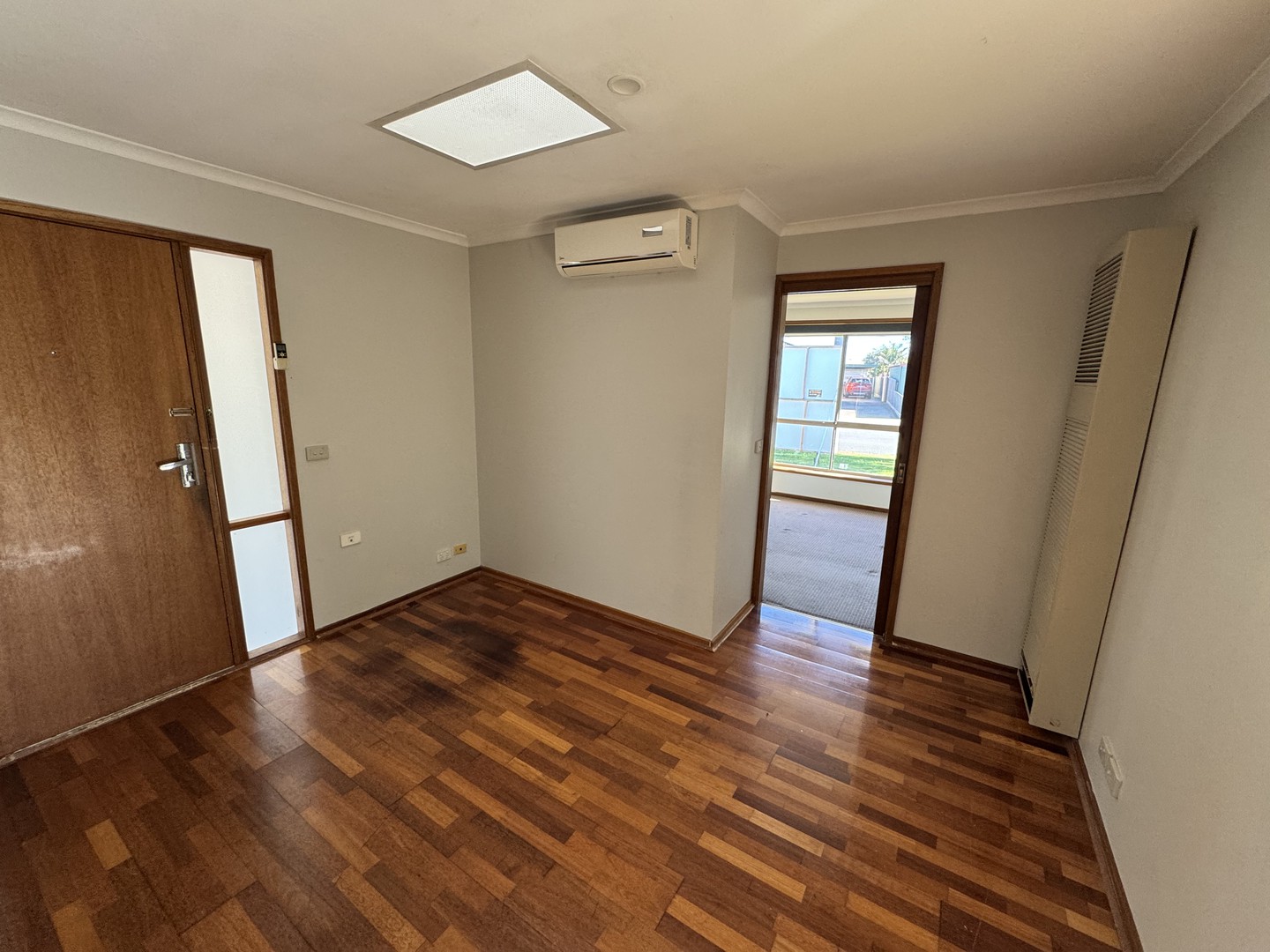 8 Govett Crescent, St Albans Park, VIC 3219 - Thumbnail 2 - 12/06/2026