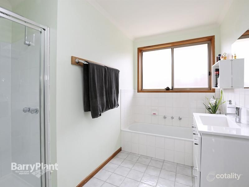 8 Govett Crescent, St Albans Park, VIC 3219, St Albans Park - Thumbnail 4