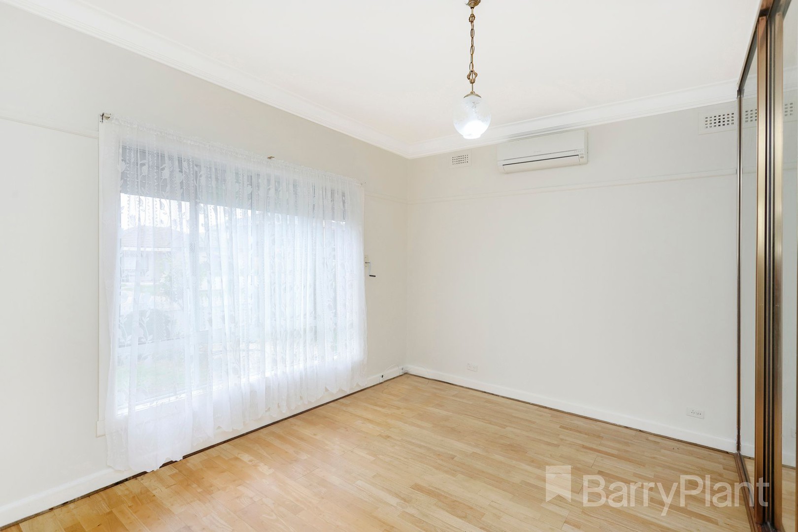 8 Gresford Street, Sunshine North, VIC 3020, Sunshine North - Thumbnail 3