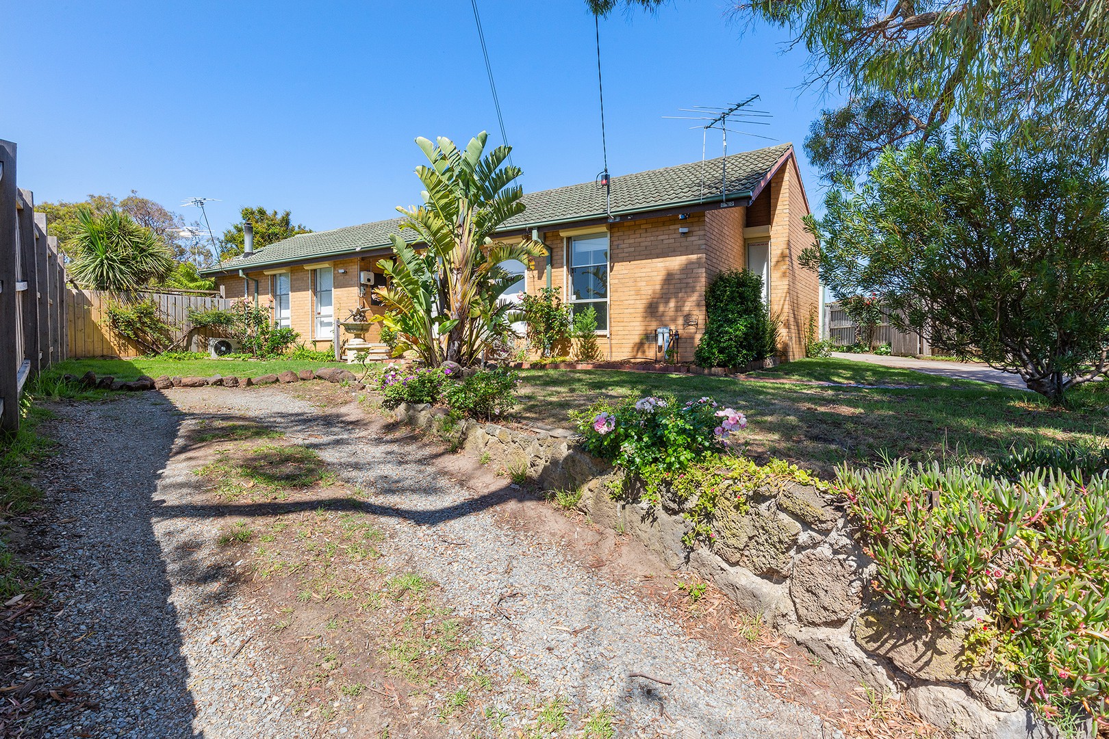8 Grevillea Court, Mornington, VIC 3931, Mornington - Thumbnail 3