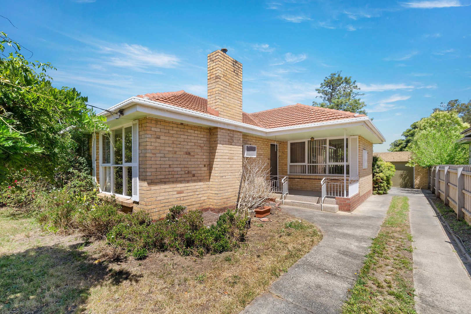 8 Hampshire Road, Forest Hill, VIC 3131, Forest Hill - Thumbnail 2