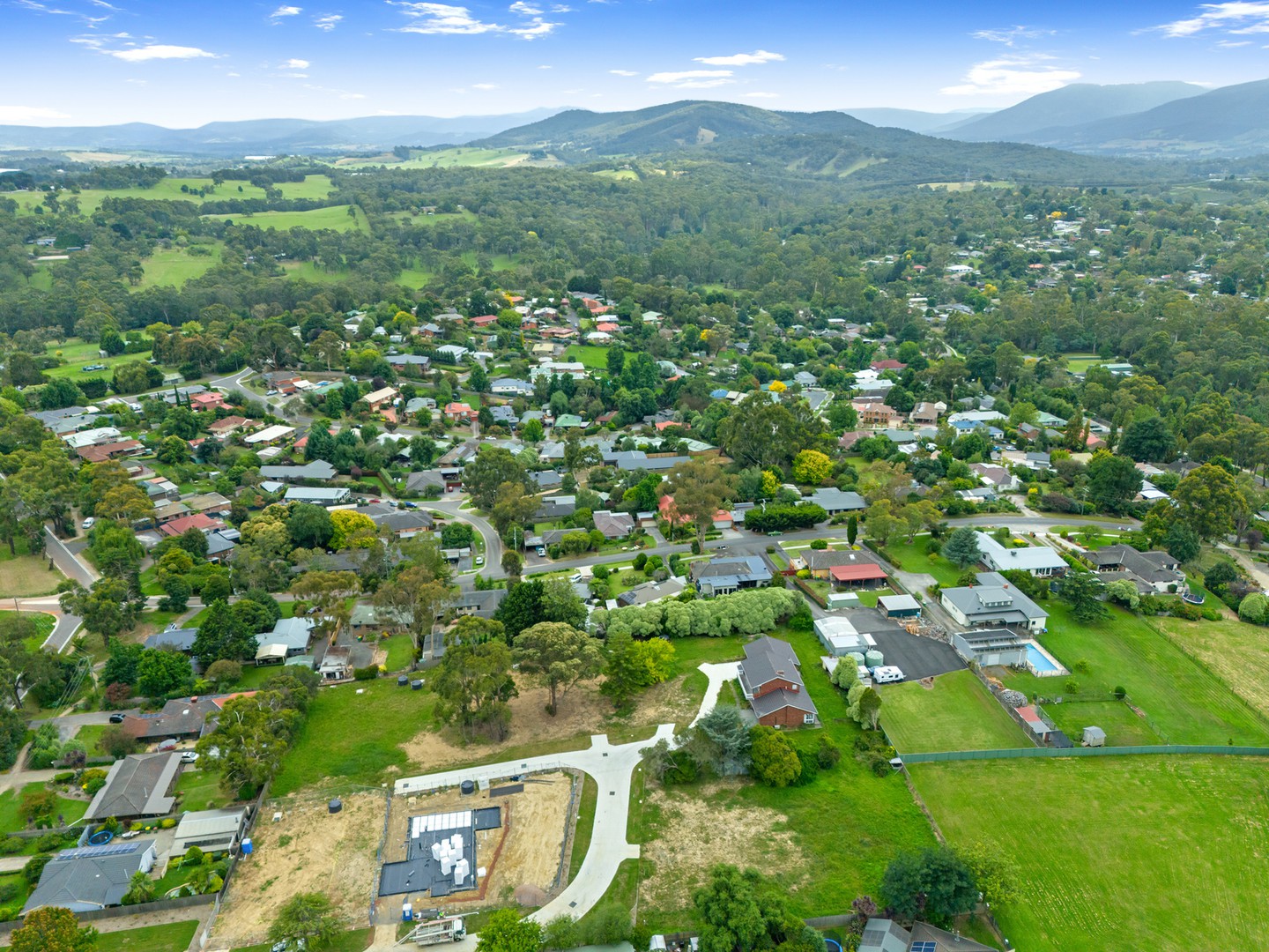 8 Hampstead Close, Seville, VIC 3139, Seville - Thumbnail 3