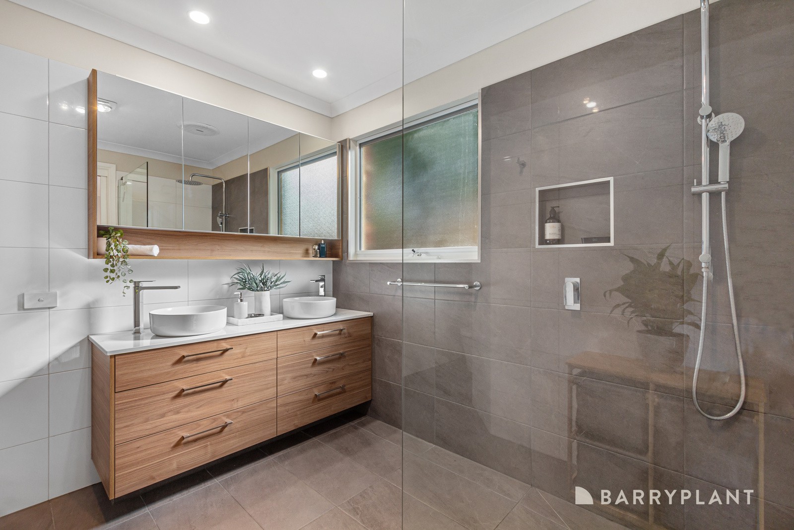 8 Handasyde Avenue, Kilsyth South, VIC 3137, Kilsyth South - Thumbnail 6