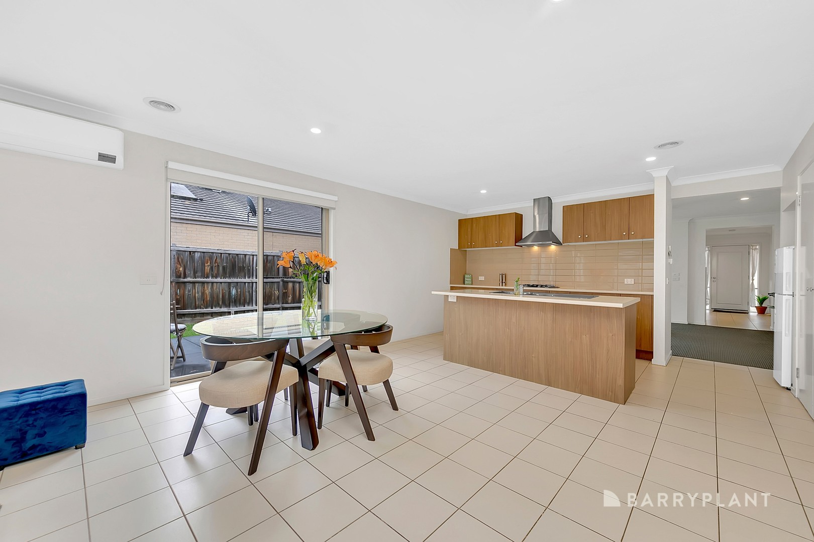 8 Hanmer Drive, South Morang, VIC 3752, South Morang - Thumbnail 3