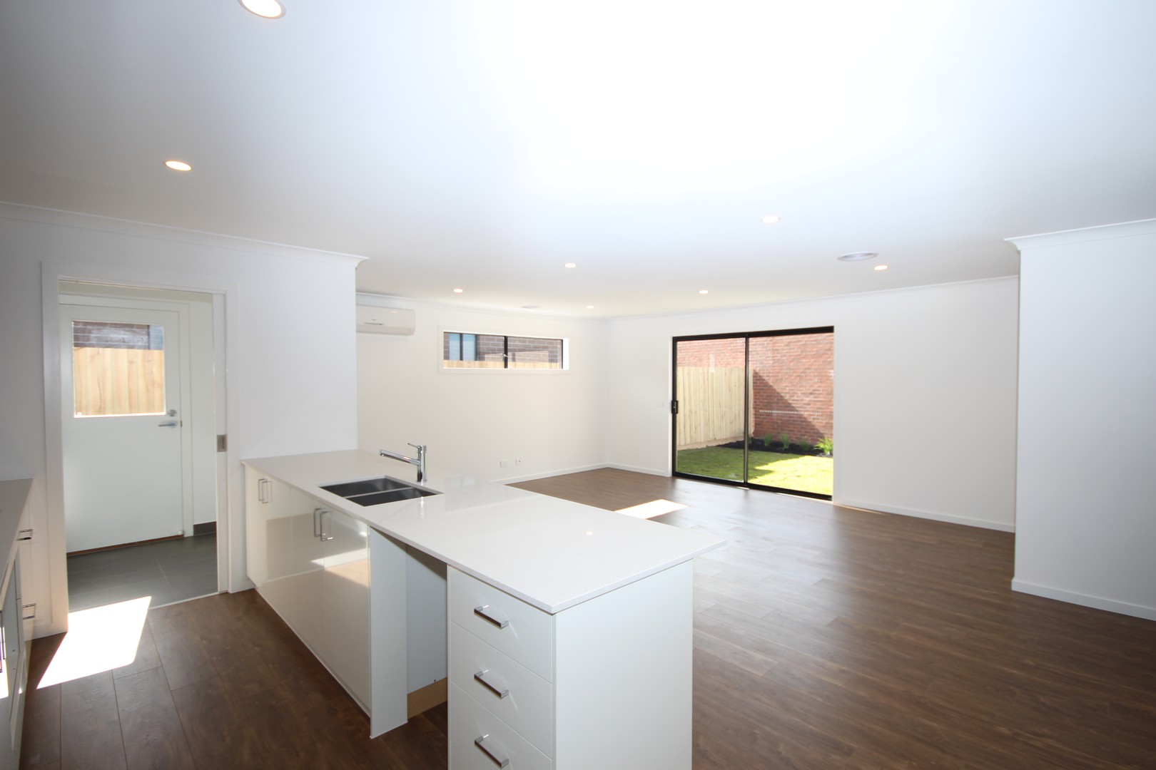 8 Harding  Street, Corio, VIC 3214, Corio - Thumbnail 5