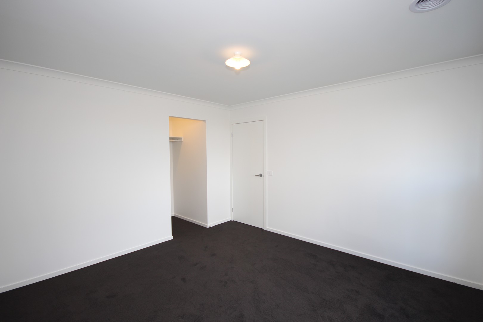 8 Harding  Street, Corio, VIC 3214, Corio - Thumbnail 8