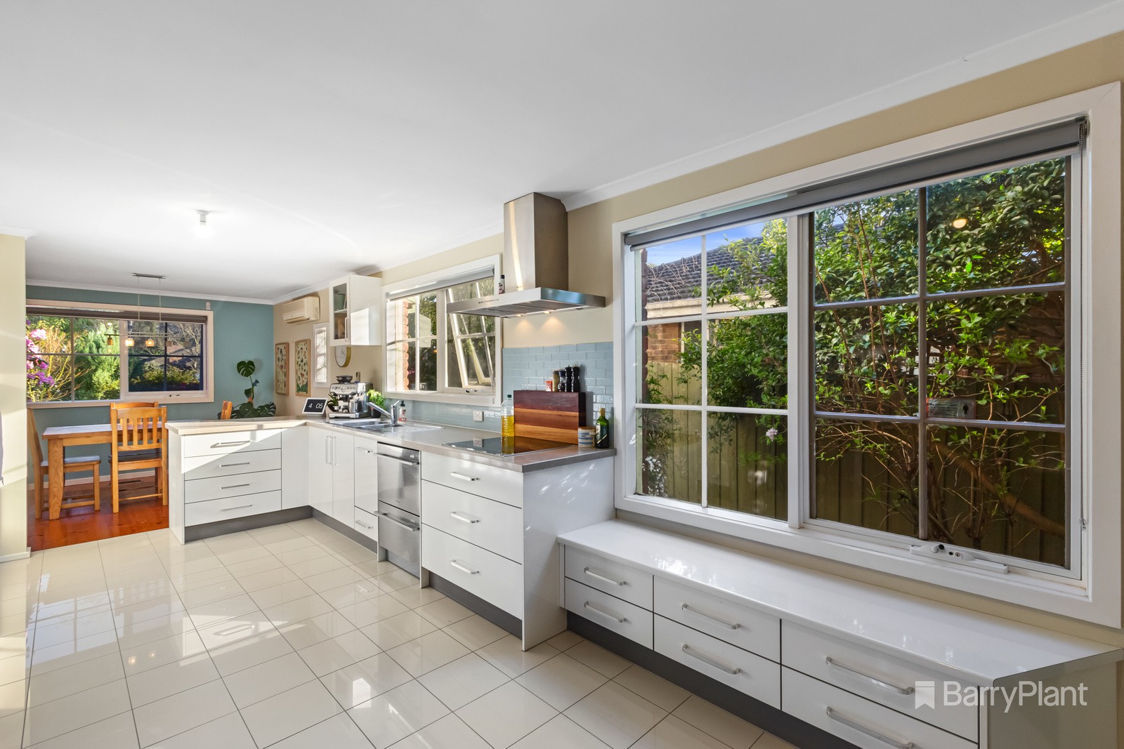 8 Harewood Close, Boronia, VIC 3155, Boronia - Thumbnail 2
