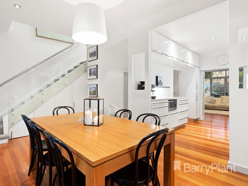 8 Heather Grove, Briar Hill, VIC 3088 - Thumbnail 2 - 15/06/2026