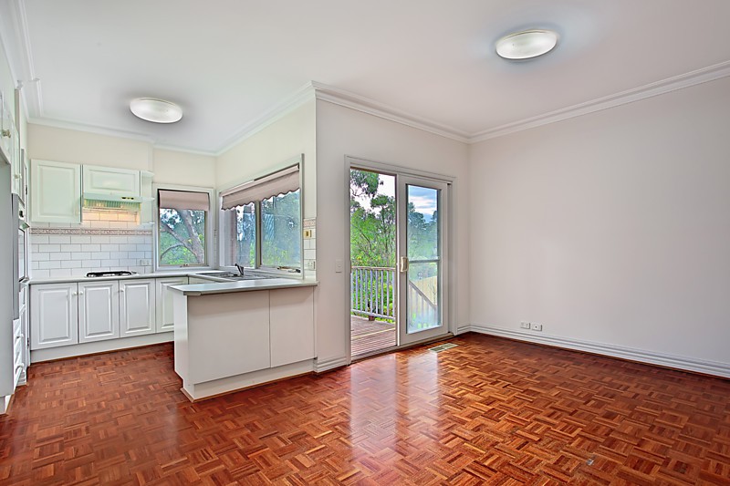 8 Henry Street, Eltham, VIC 3095, Eltham - Thumbnail 2