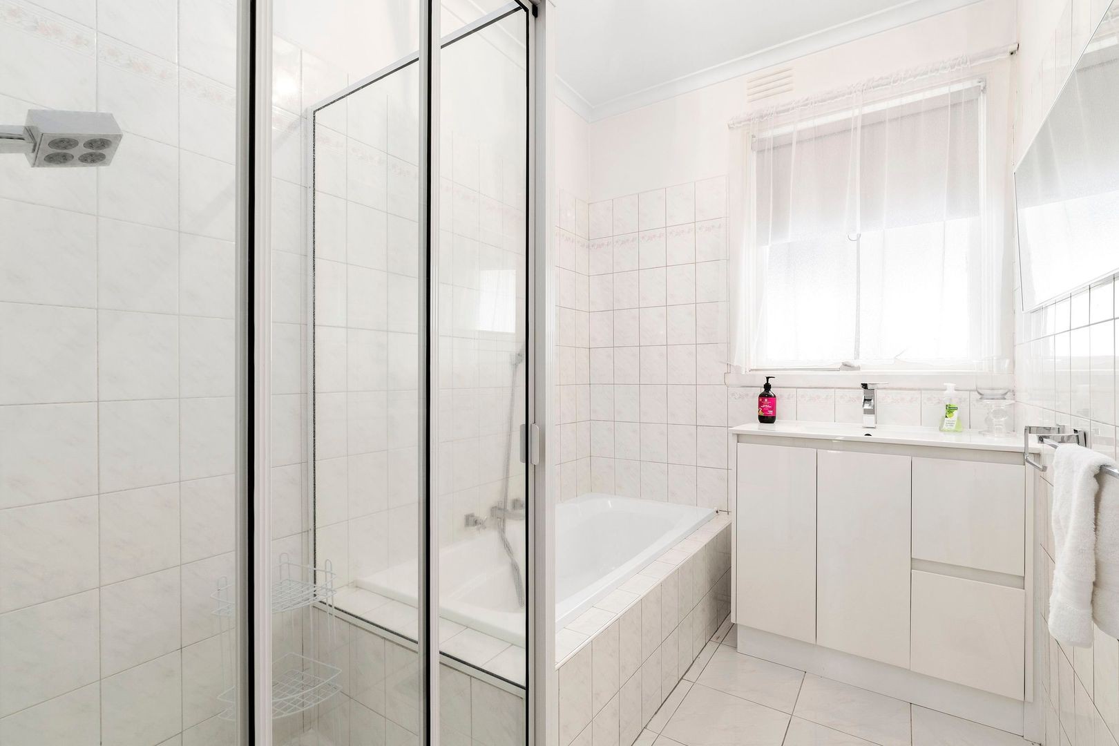 8 Henry Street, Keilor East, VIC 3033, Keilor East - Thumbnail 6