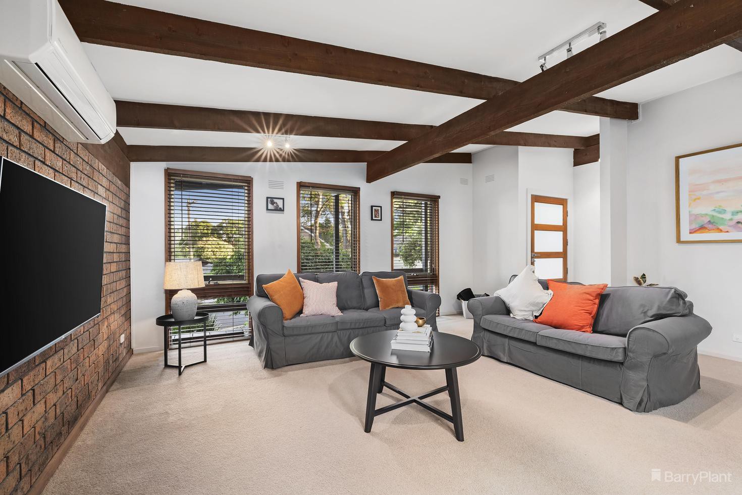 8 Highland Avenue, Mitcham, VIC 3132 - Thumbnail 2 - 07/02/2023