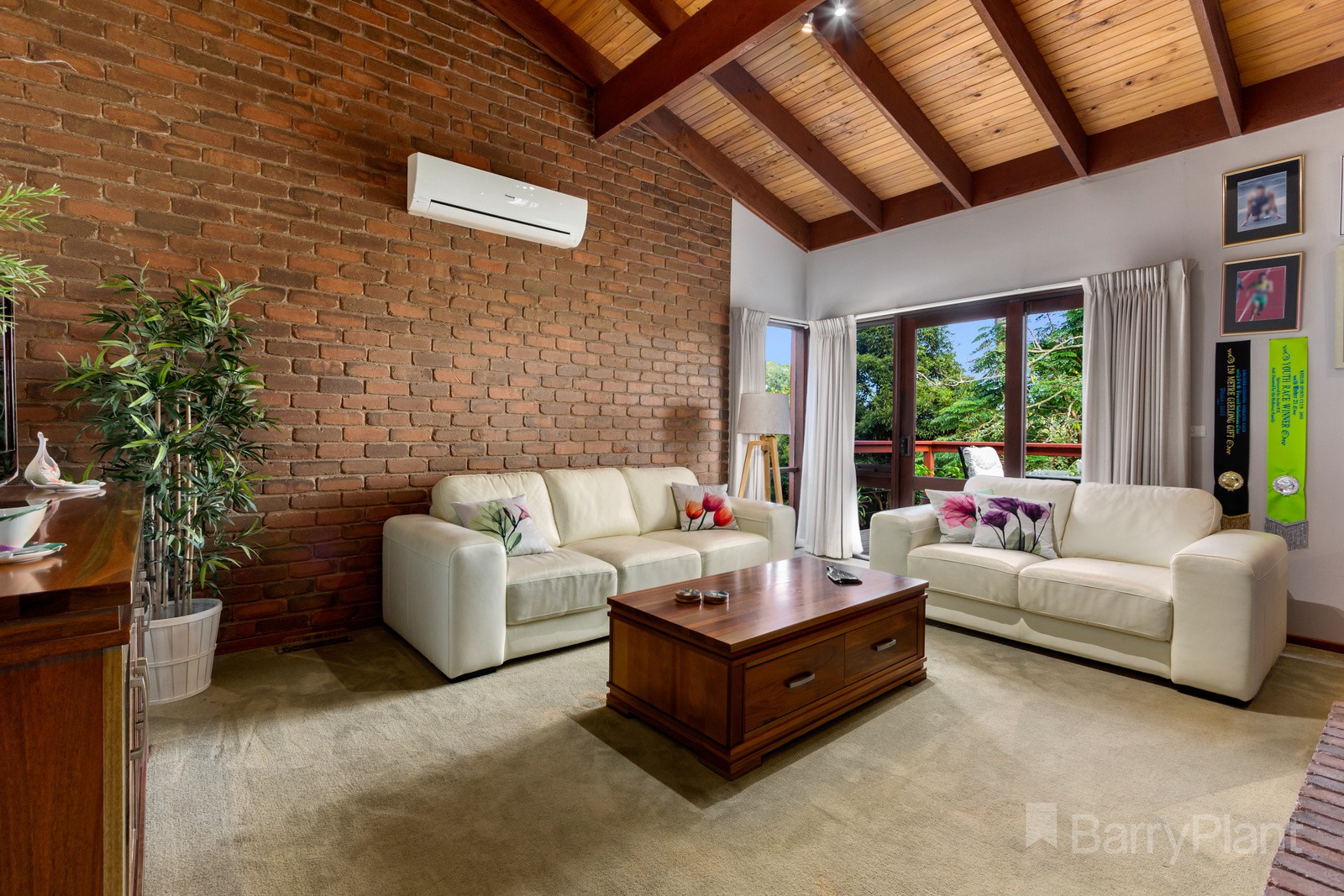 8 Hillside Avenue, Boronia, VIC 3155, Boronia - Thumbnail 2