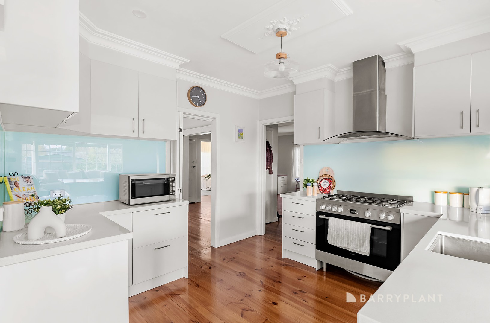 8 Hilltop Avenue, Macleod, VIC 3085, Macleod - Thumbnail 4