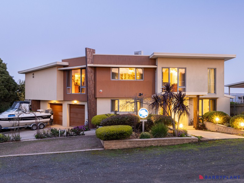 8 Hilltop Crescent, Rhyll, VIC 3923 - Image - 22/08/2025