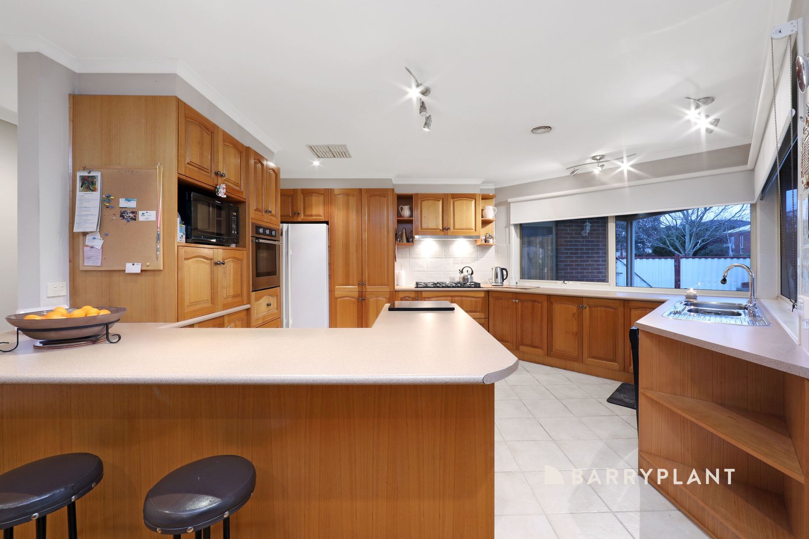8 Holly Green Close, Rowville, VIC 3178 - Thumbnail 2 - 12/08/2026