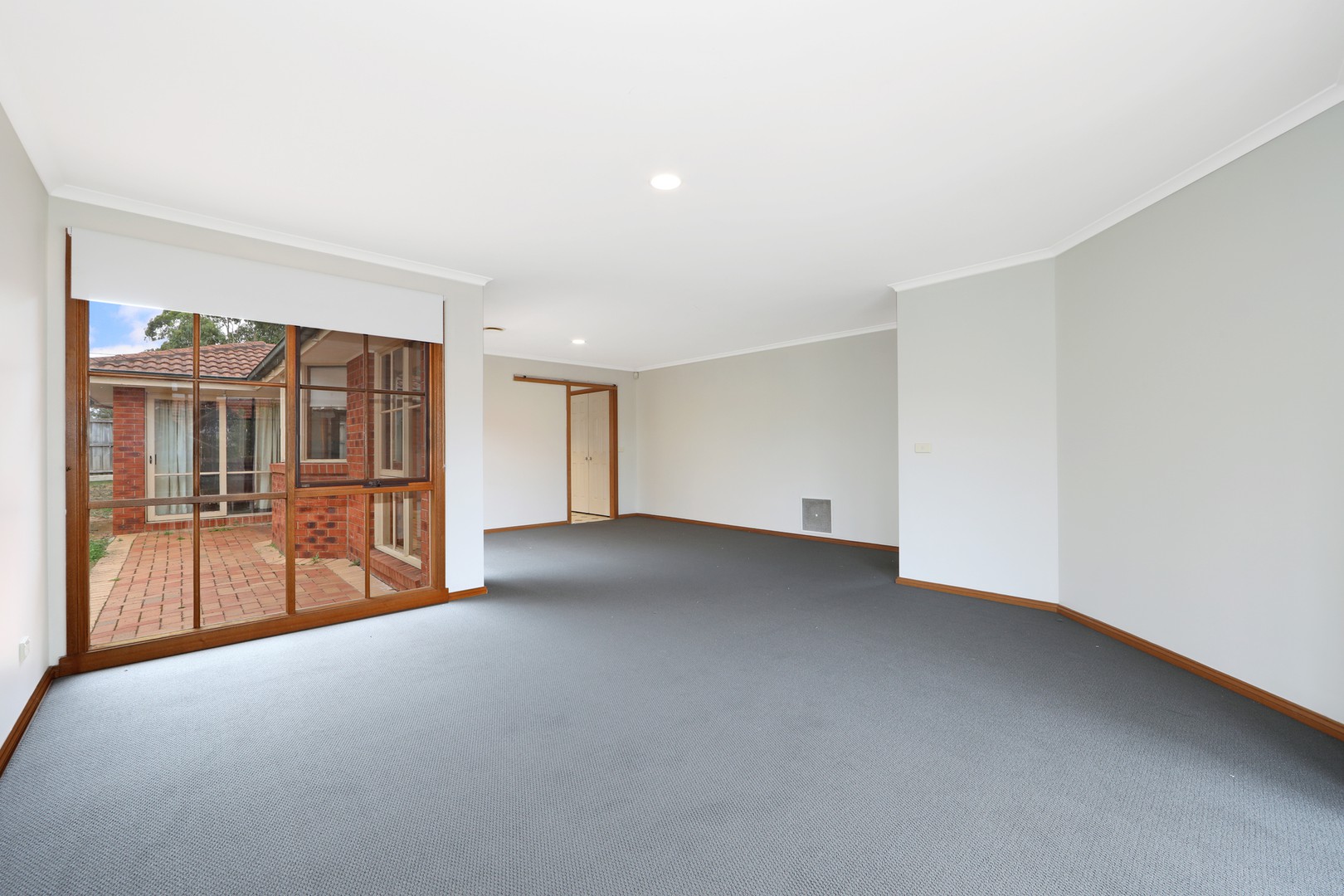 8 Honeypot Close, Knoxfield, VIC 3180 - Thumbnail 1 - 18/03/2026