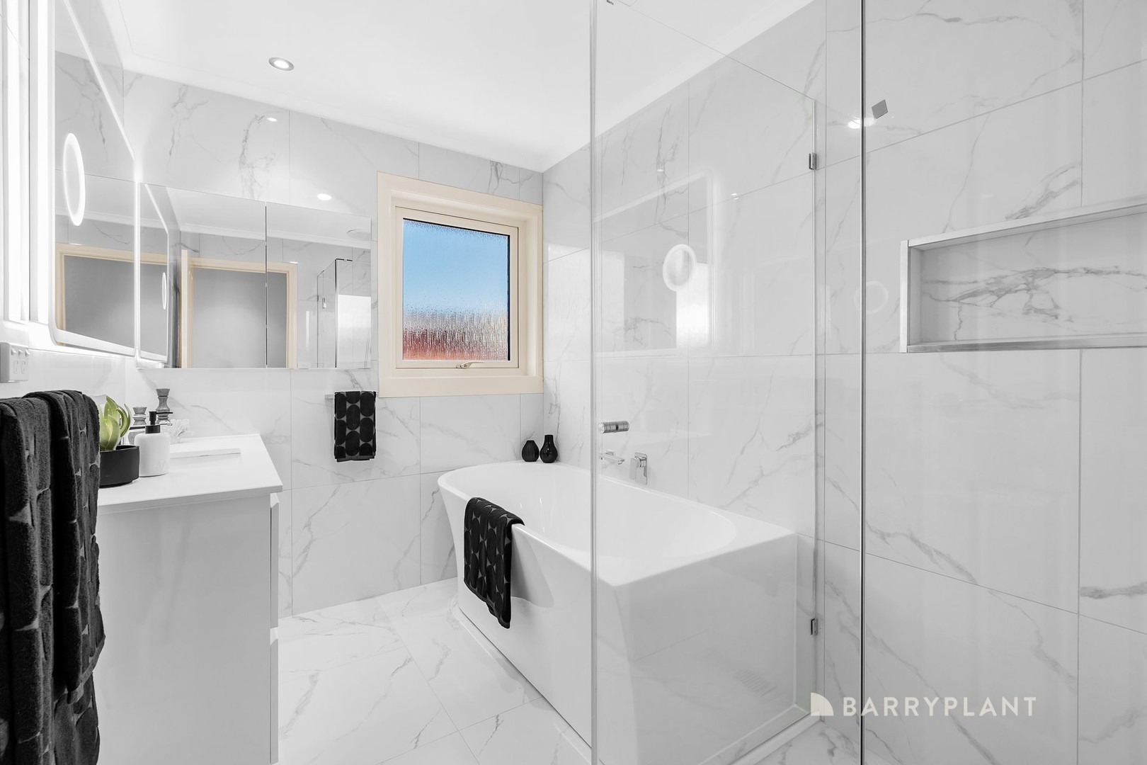8 Hopper Court, Mill Park, VIC 3082, Mill Park - Thumbnail 6