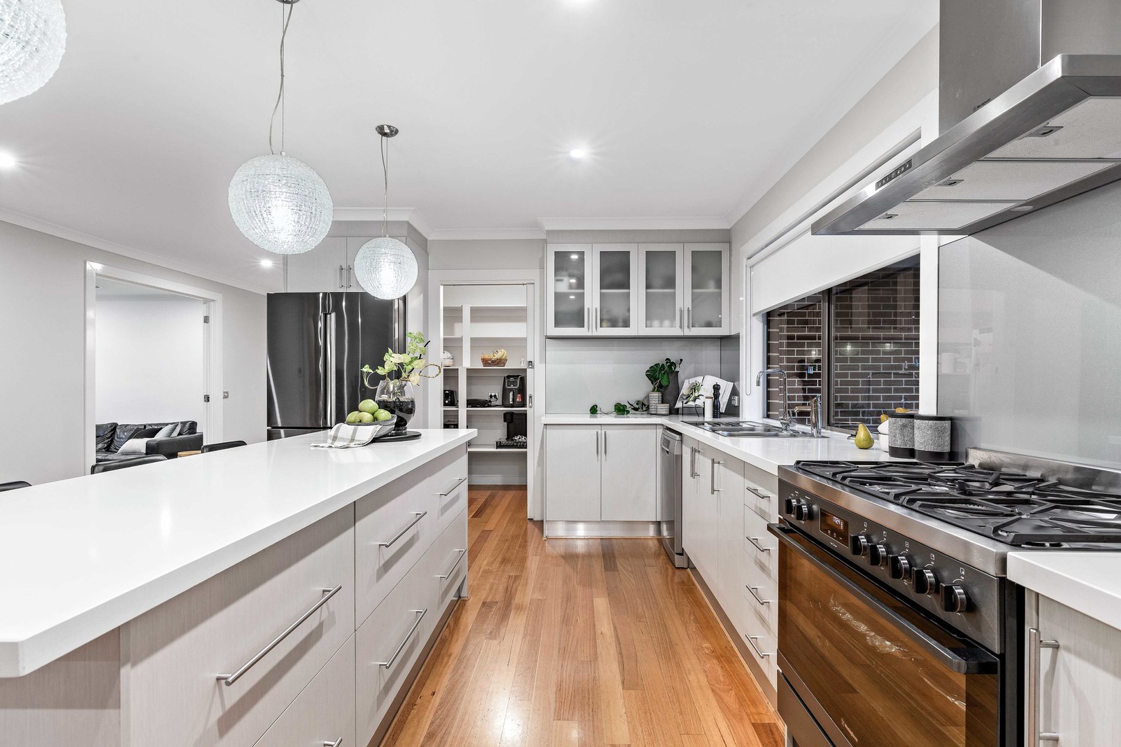 8 Hovell Drive, Burnside Heights, VIC 3023, Burnside Heights - Thumbnail 4