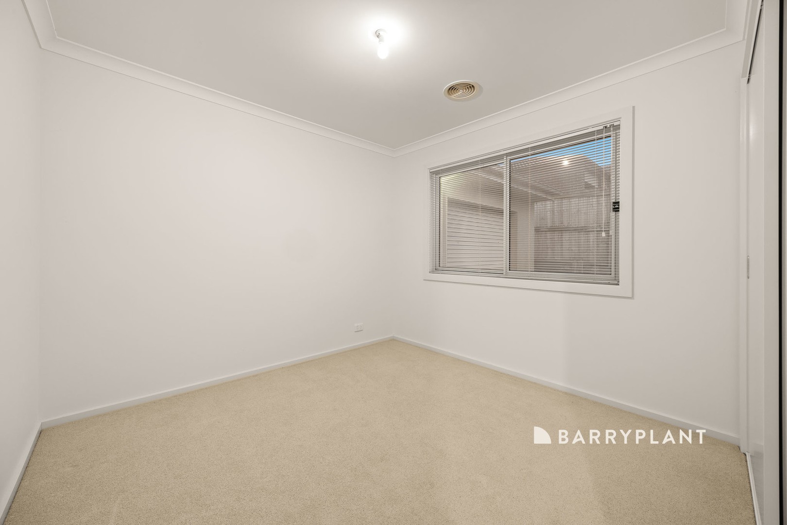 8 Howard Street, Warragul, VIC 3820, Warragul - Thumbnail 7