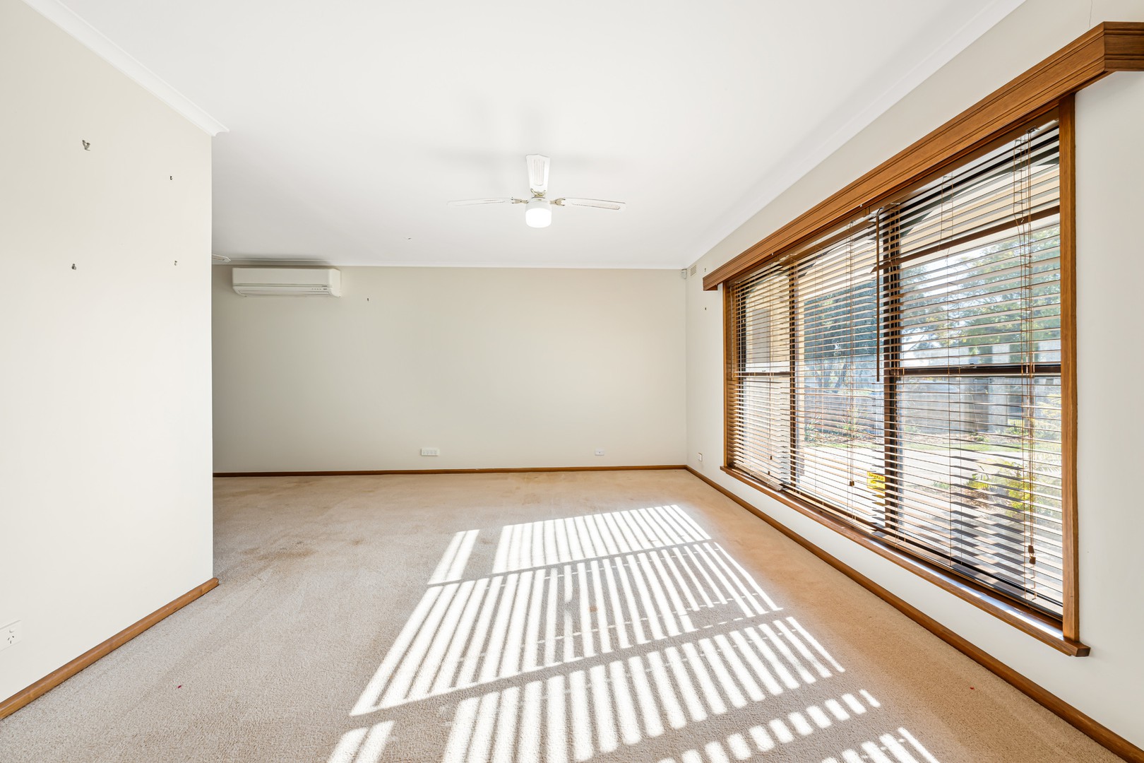 8 Hume Street, Dareton, NSW 2717 - Thumbnail 2 - 01/10/2025