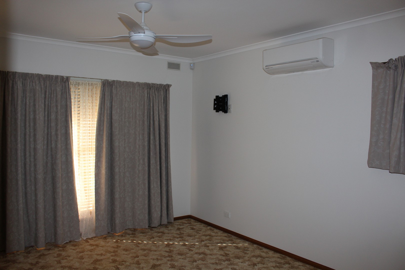 8 Hume Street, Dareton, NSW 2717, Dareton - Thumbnail 4