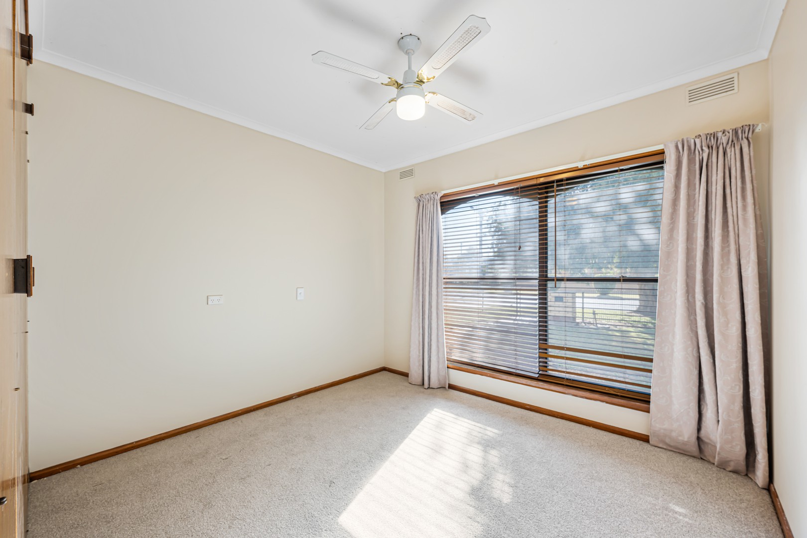 8 Hume Street, Dareton, NSW 2717, Dareton - Thumbnail 8
