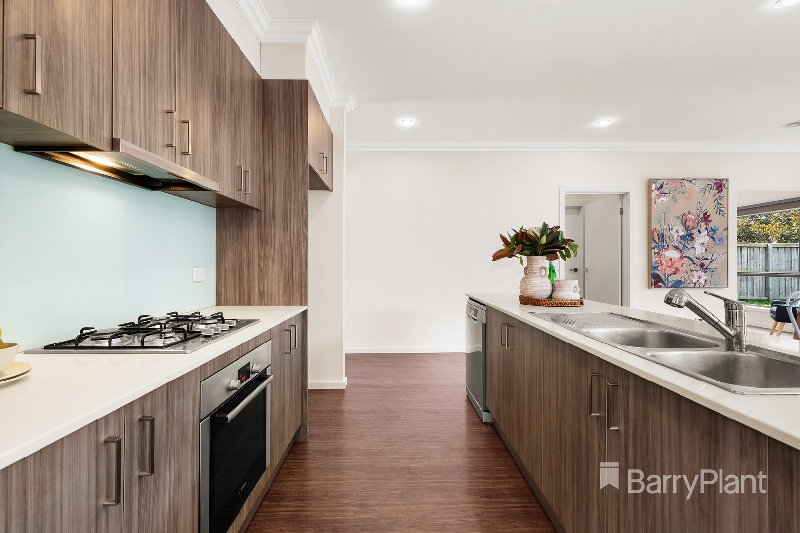 8 Huntingfield Drive, South Morang, VIC 3752, South Morang - Thumbnail 5