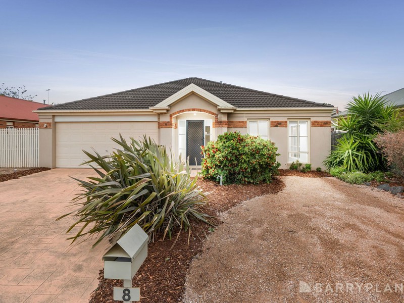 8 Hydefield Drive, Wyndham Vale, VIC 3024 - Image - 18/11/2025