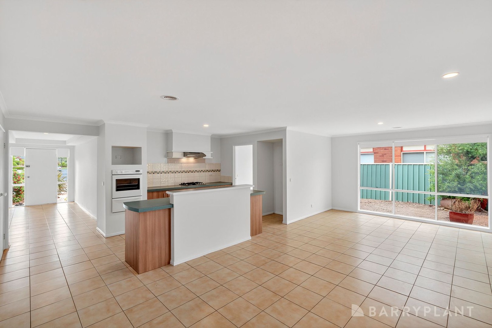 8 Hydefield Drive, Wyndham Vale, VIC 3024, Wyndham Vale - Thumbnail 5