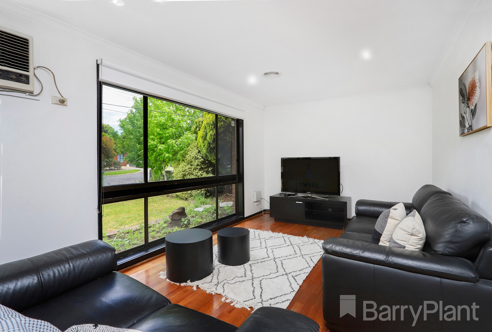 8 Hyton Close, Westmeadows, VIC 3049, Westmeadows - Thumbnail 4