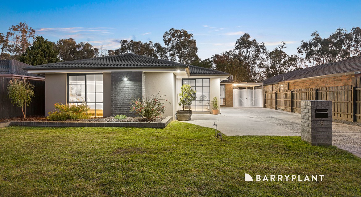 8 Insignia Crescent, Berwick, VIC 3806 - Thumbnail 1 - 20/01/2026