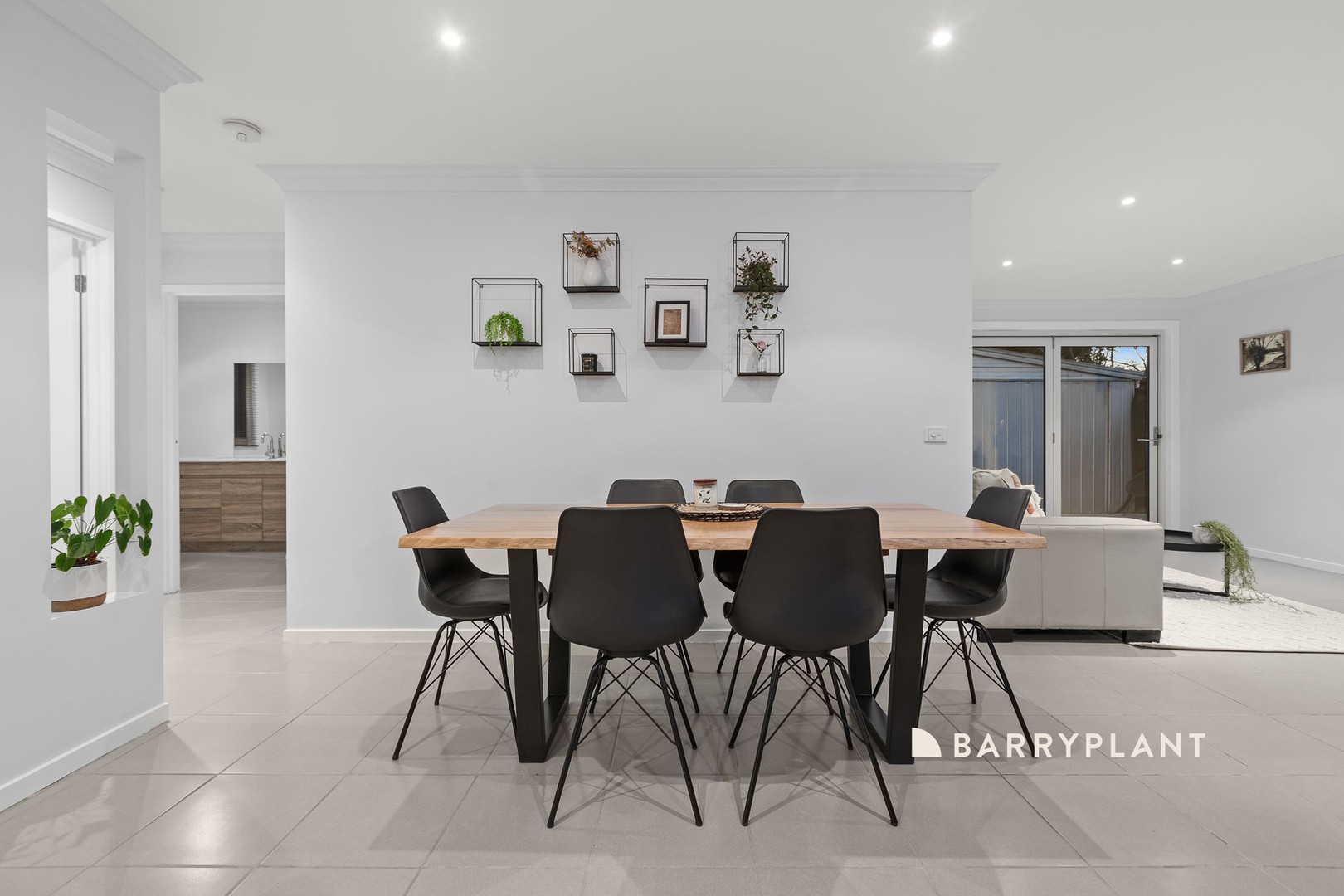 8 Insignia Crescent, Berwick, VIC 3806, Berwick - Thumbnail 6