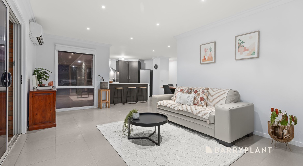 8 Insignia Crescent, Berwick, VIC 3806, Berwick - Thumbnail 7