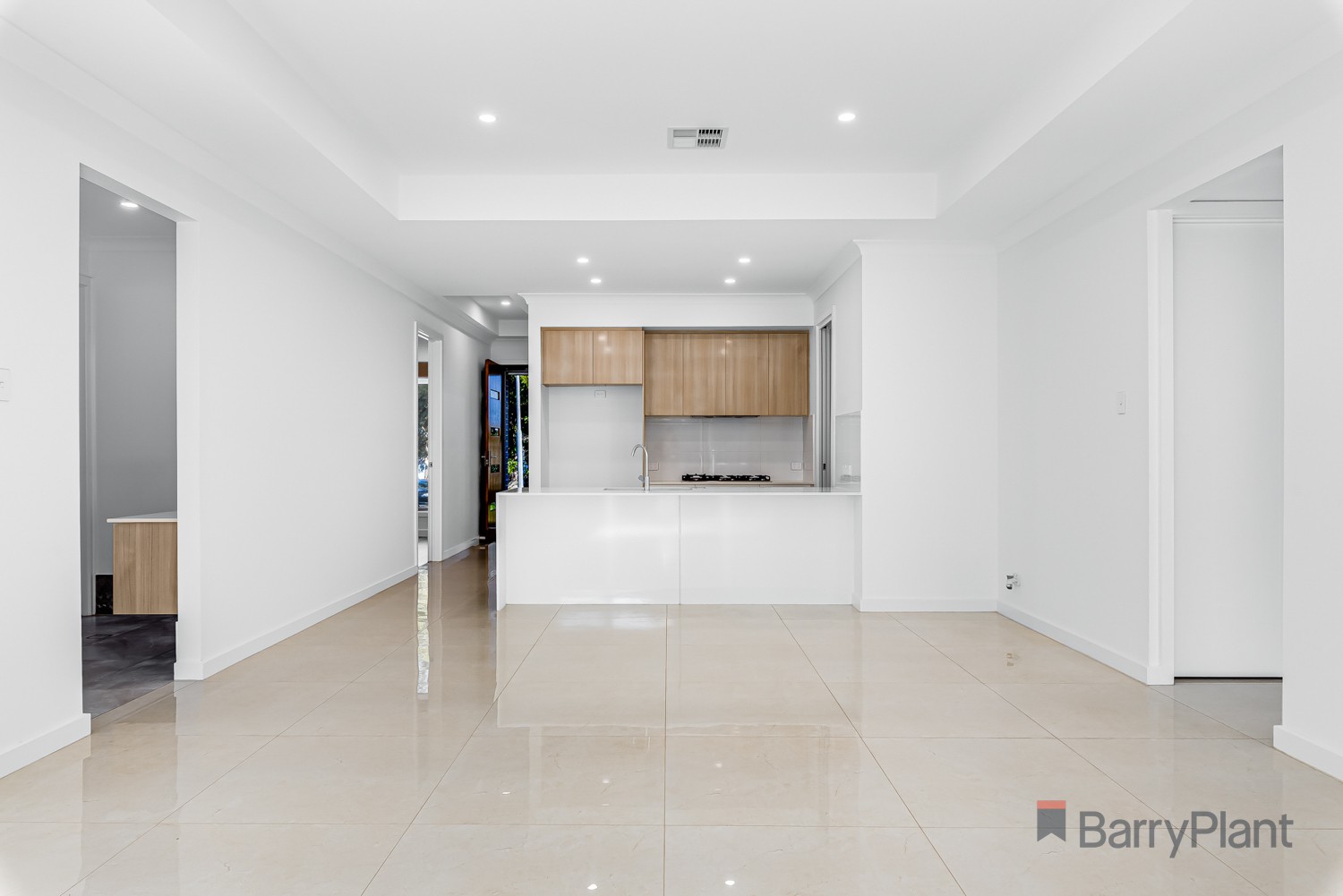 8 Isambard CourtModbury Heights, SA 5092  - Leased, Modbury Heights - Thumbnail 5