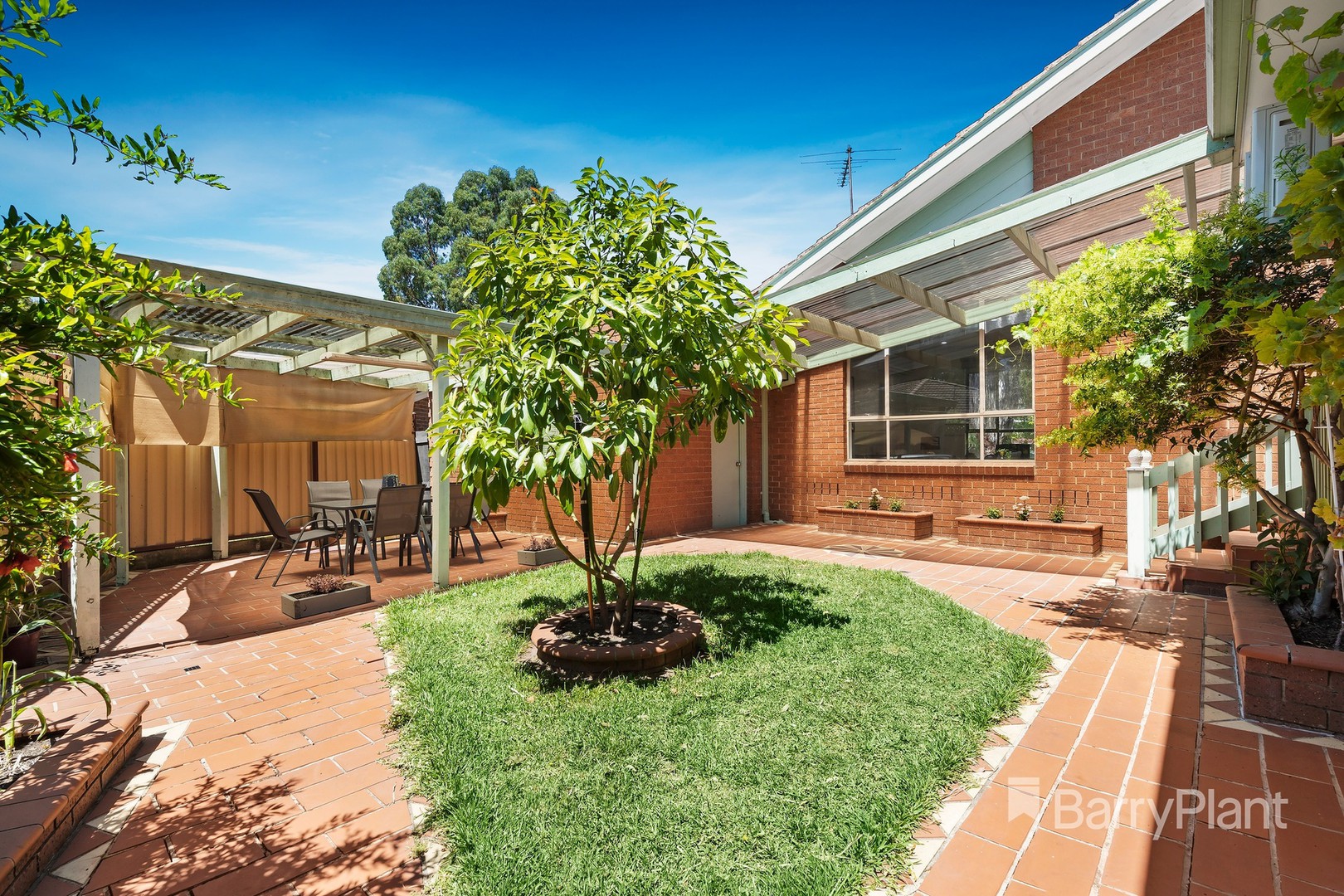8 Jacaranda Drive, Mill Park, VIC 3082, Mill Park - Thumbnail 8