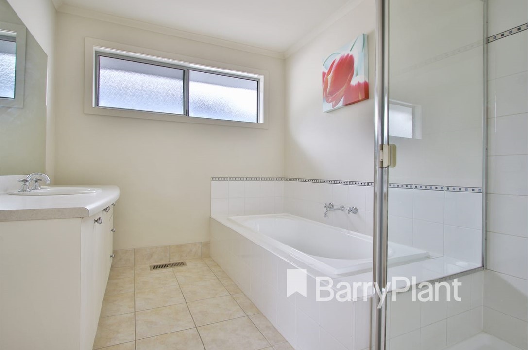 8 Jade Circuit, Burwood East, VIC 3151, Burwood East - Thumbnail 4