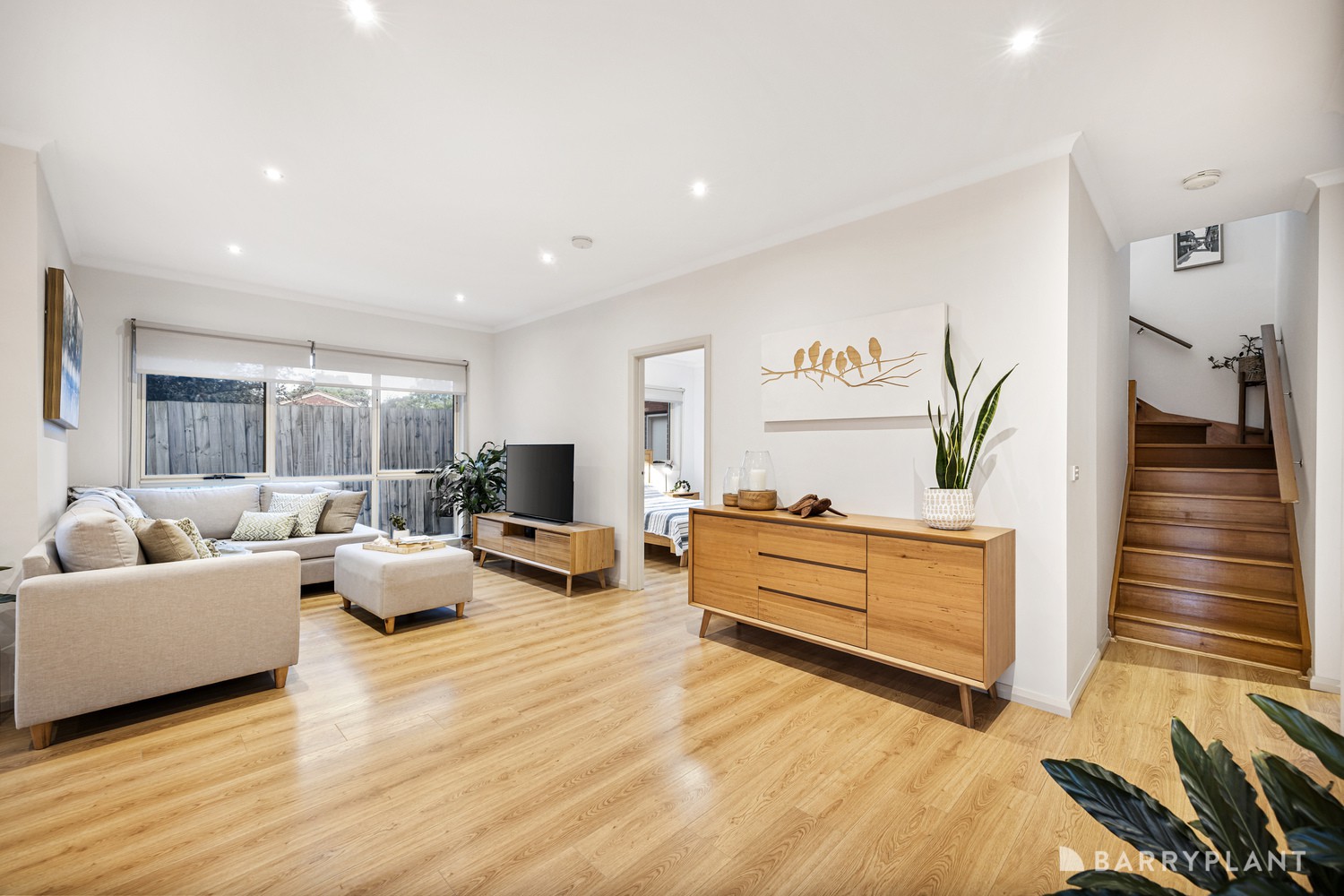 8 Jones Court, Bundoora, VIC 3083 - Thumbnail 2 - 04/02/2026