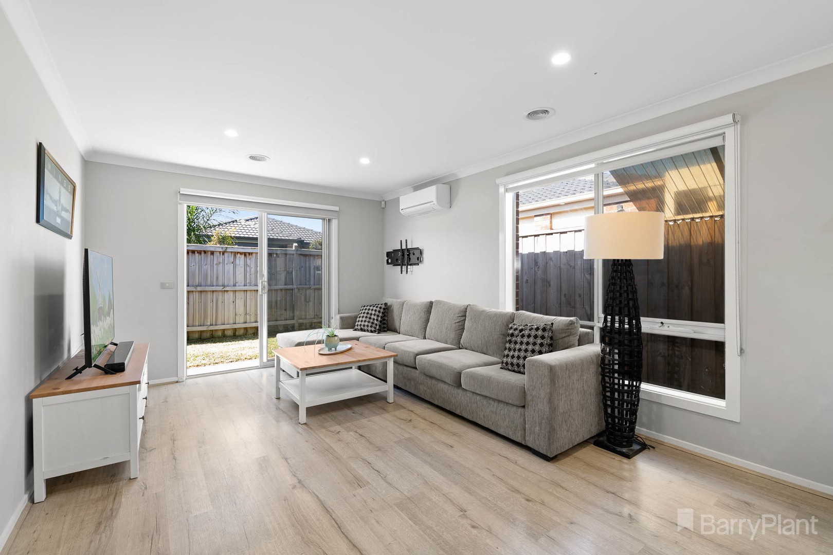 8 Juniper Street, Officer, VIC 3809, Officer - Thumbnail 3