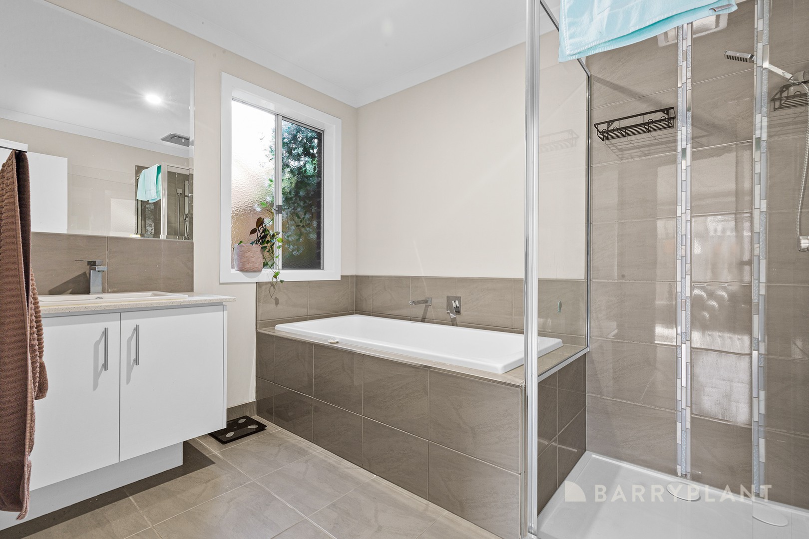 8 Juniper Street, Officer, VIC 3809, Officer - Thumbnail 8