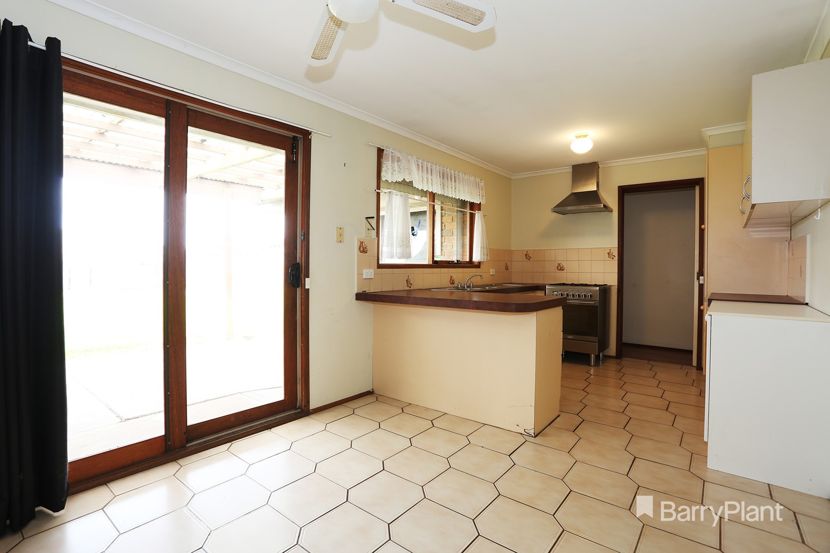 8 Katjusha Court, Pakenham, VIC 3810, Pakenham - Thumbnail 4