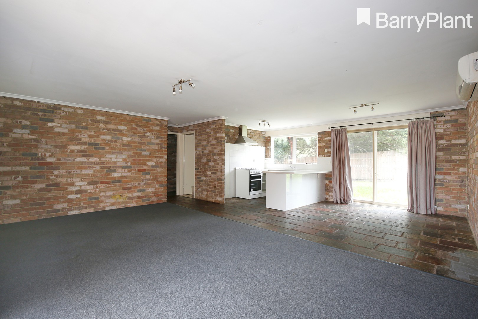 8 Kenmore Court, Frankston, VIC 3199, Frankston - Thumbnail 5