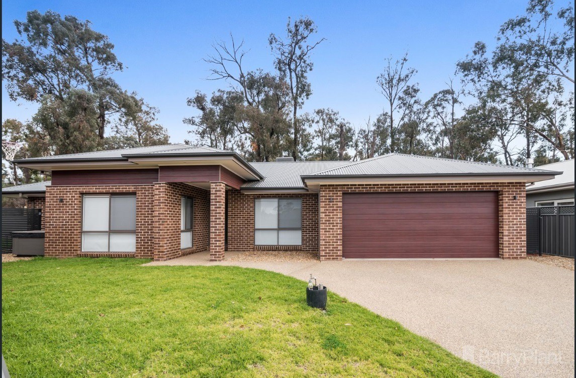 8 Kildonnan Place, Strathdale, VIC 3550, Strathdale - Thumbnail 2