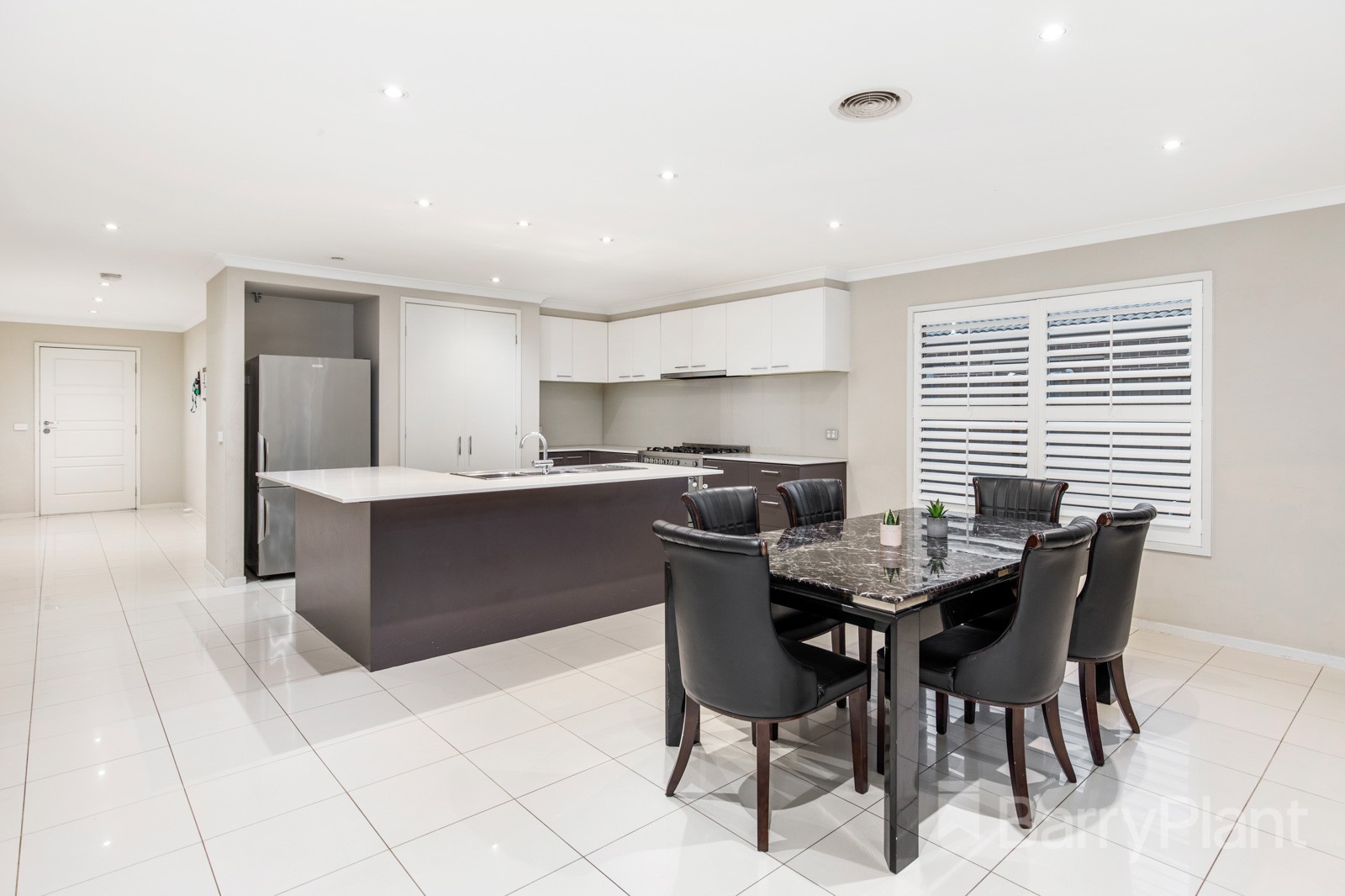 8 Kingbird Avenue, Tarneit, VIC 3029, Tarneit - Thumbnail 3