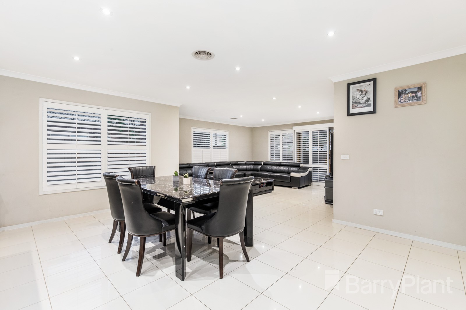8 Kingbird Avenue, Tarneit, VIC 3029, Tarneit - Thumbnail 4