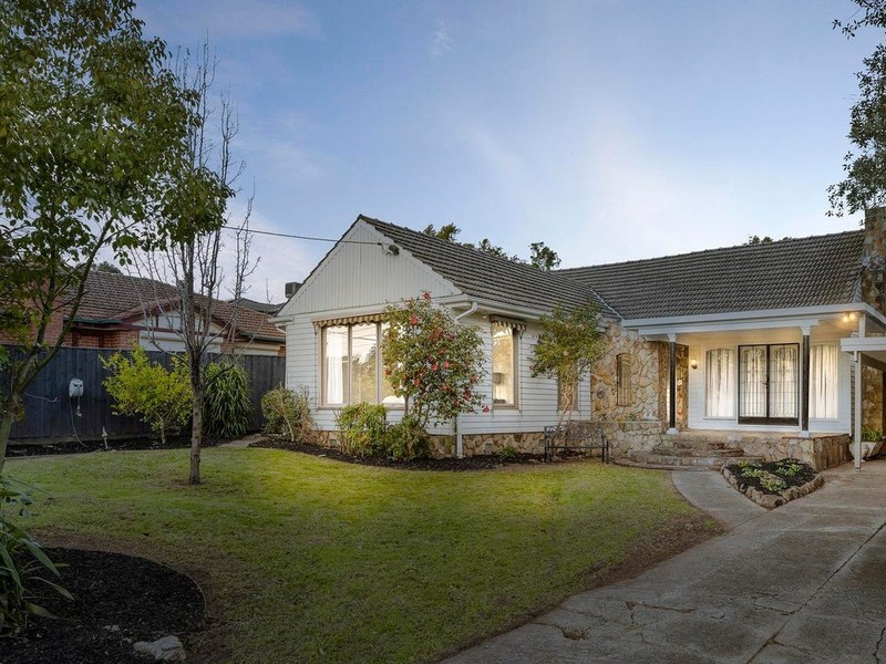 8 Kingsnorth Street, Doncaster, VIC 3108 - Image - 01/07/2026