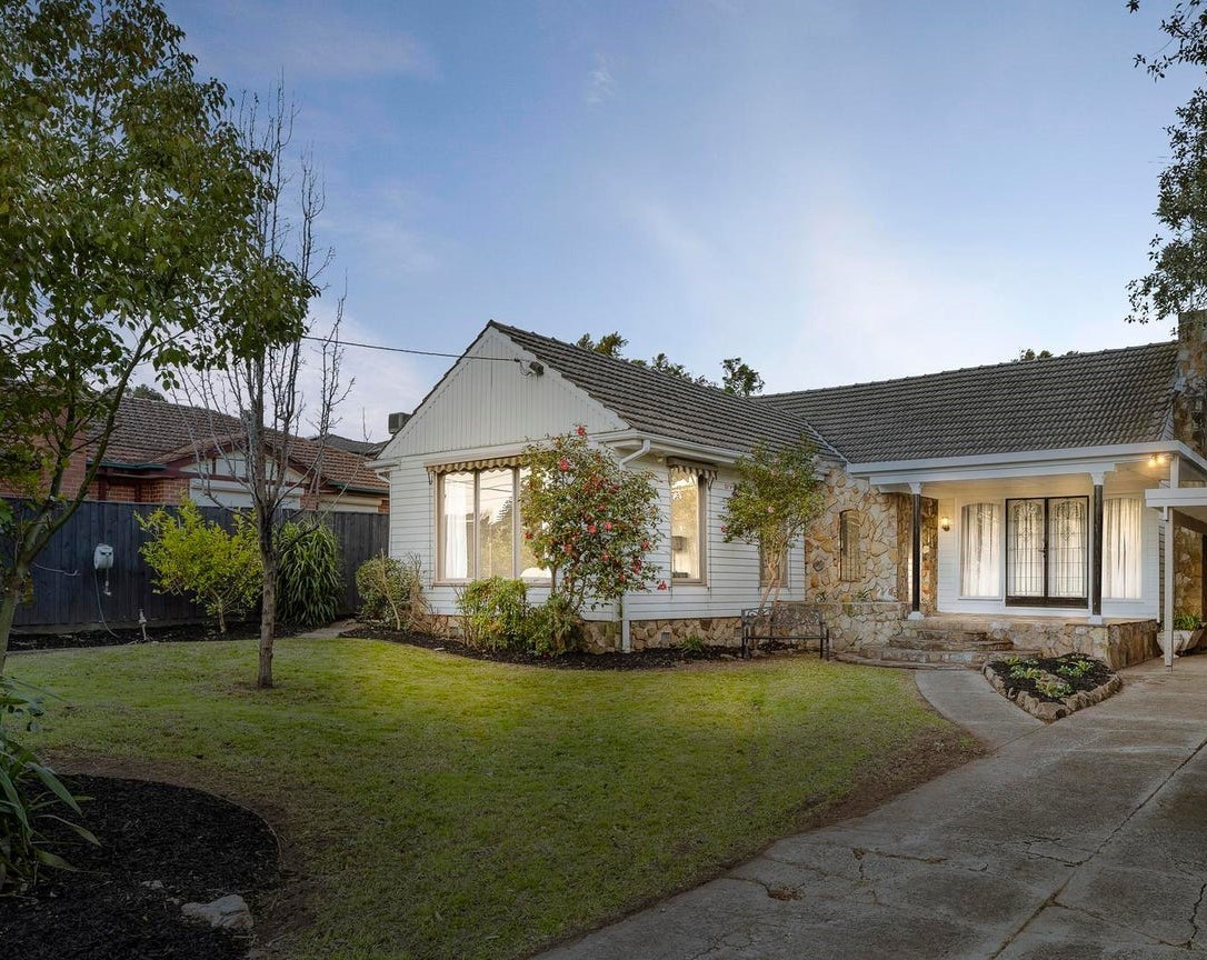 8 Kingsnorth Street, Doncaster, VIC 3108 - Thumbnail 2 - 01/07/2026