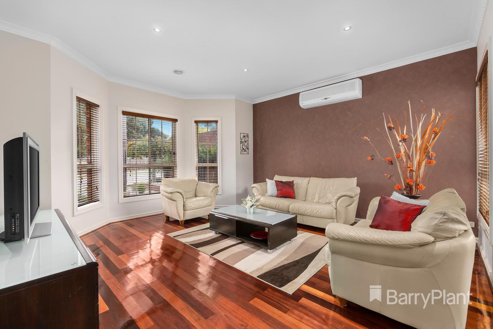 8 Kipping Rise, South Morang, VIC 3752, South Morang - Thumbnail 4