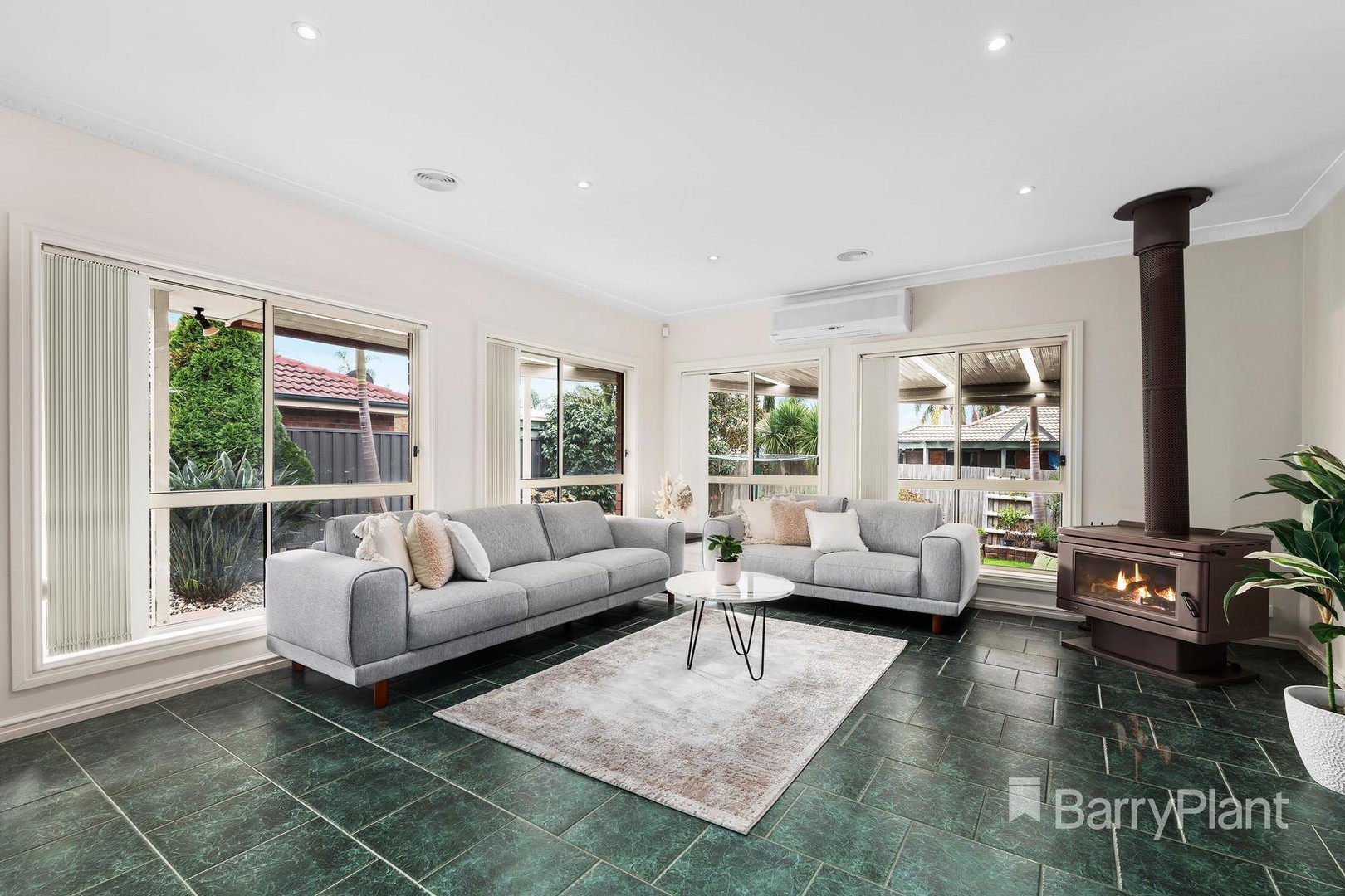 8 Kipping Rise, South Morang, VIC 3752, South Morang - Thumbnail 5