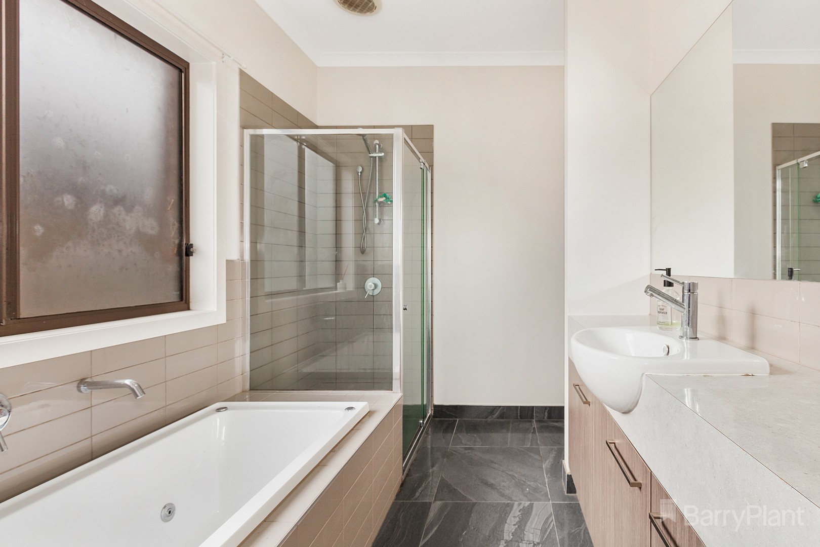 8 Kirribilli Cres, Wallan, VIC 3756, Wallan - Thumbnail 7